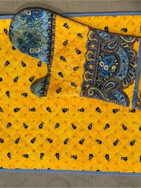 Marat Vera Bradley Yellow & Blue Quilted Kitchen Placemat and Oven‎ Mitt Set